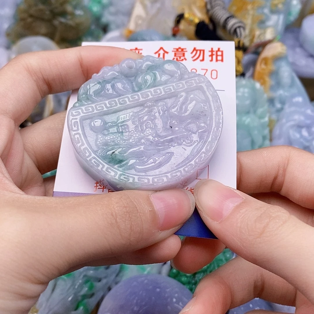 吊坠(不含链)未镶嵌翡翠
