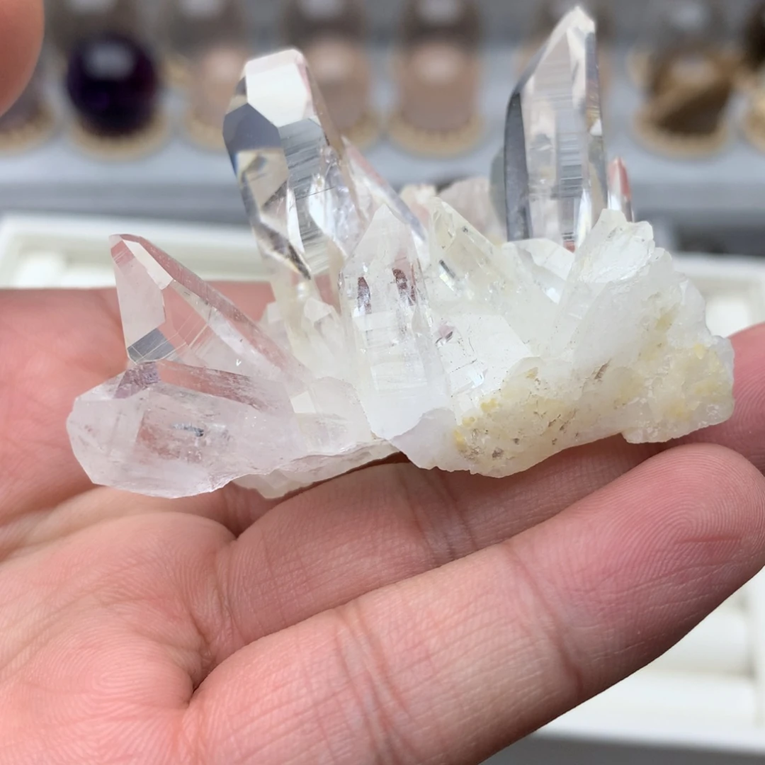 ****吖水晶珠宝半成品未镶嵌