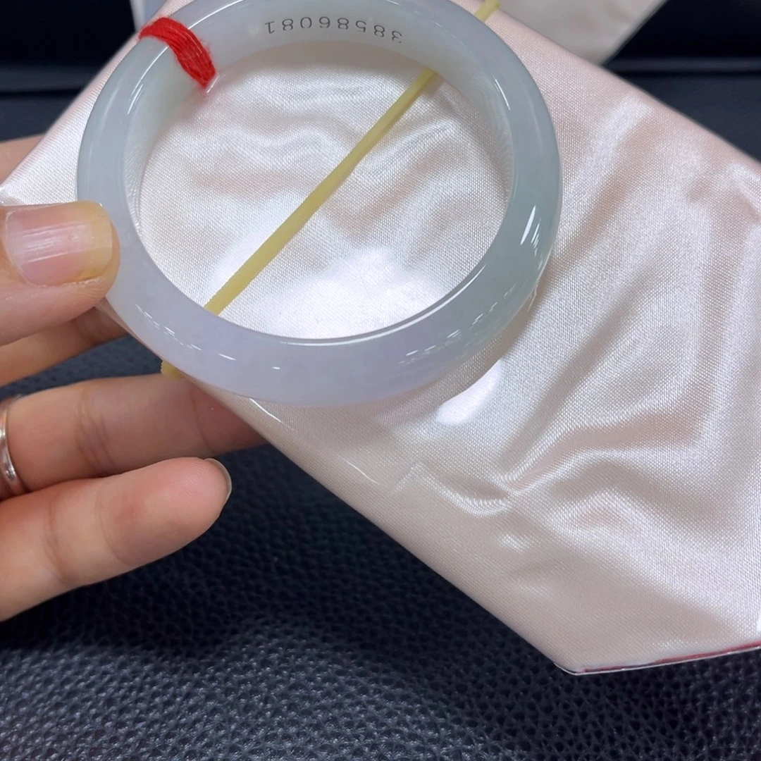 翡翠未镶嵌手镯手镯