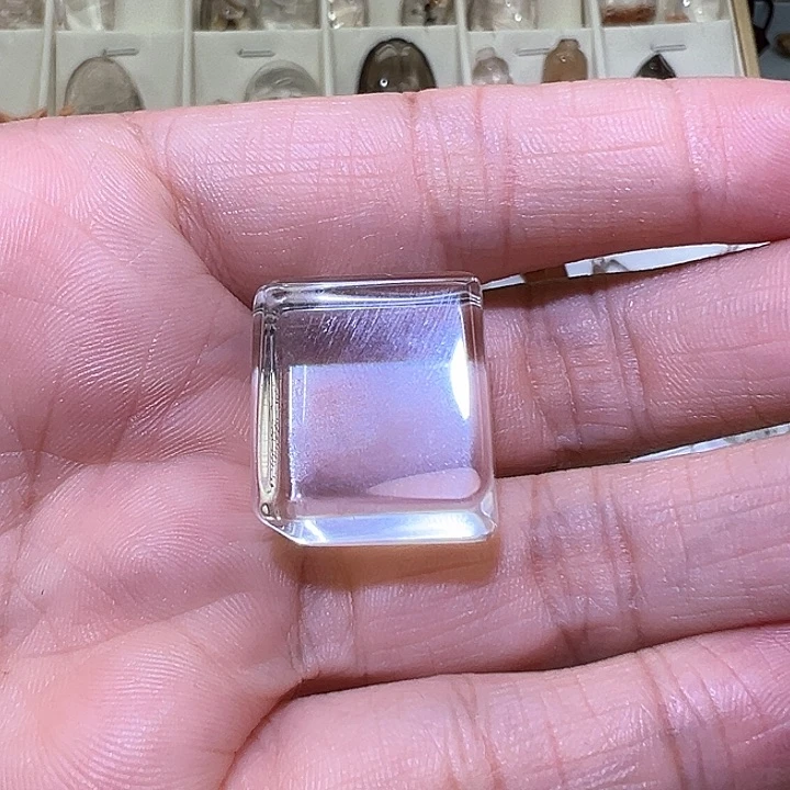 未镶嵌吊坠(不含链)水晶白***。
