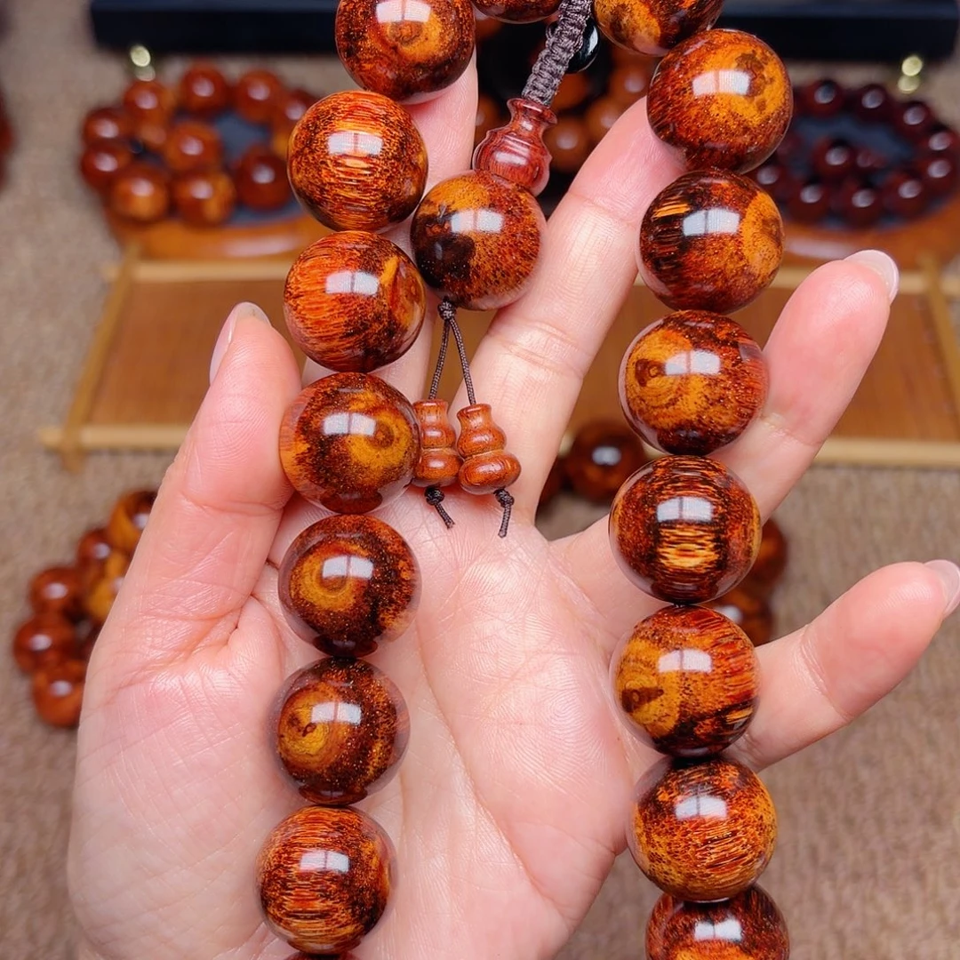 y***4黄花梨/降香黄檀桃手持