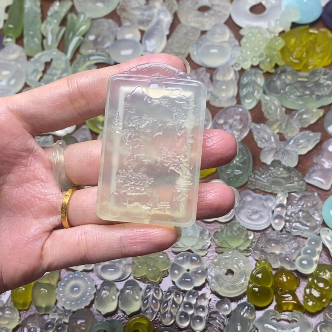 蛇纹石玉合金项链