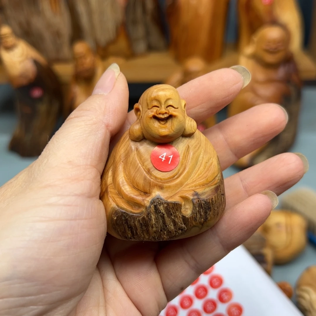V***1木崖柏木摆件手把件，
