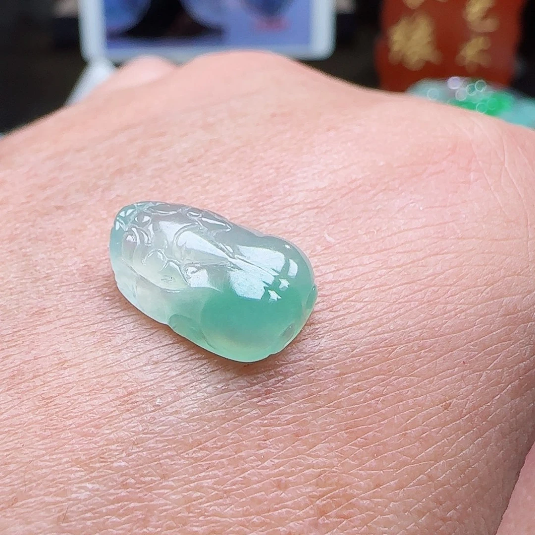 定制翡翠未镶嵌翡翠