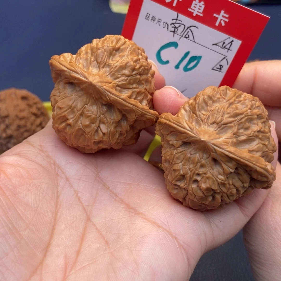 文玩核桃吊坠文玩核桃