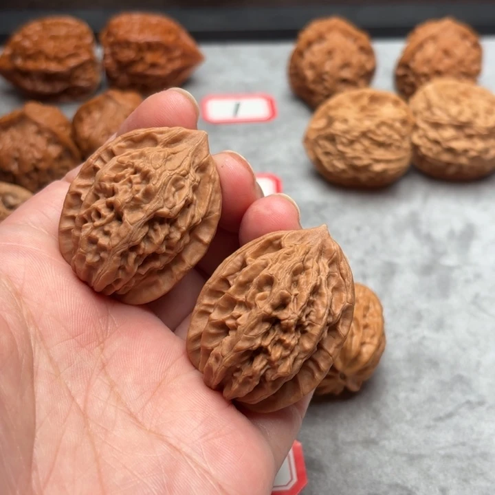 文玩核桃吊坠油腊鸡【03】32.31.42