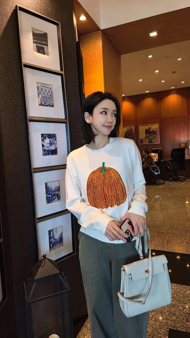 小众设计圆领套头南瓜刺绣宽松100精纺羊毛针织上衣YM08-2599