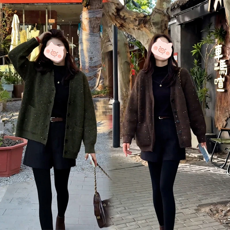 2025年法式新款穿搭一整套纽扣设计上衣开衫搭配显瘦短裤两件套女