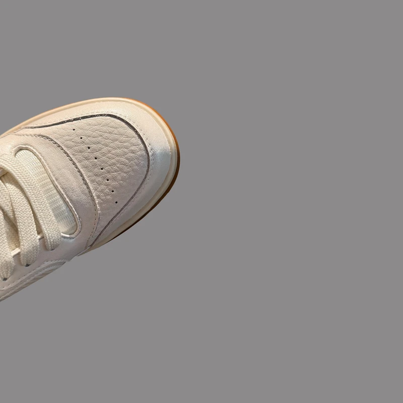 b054时尚休闲板鞋