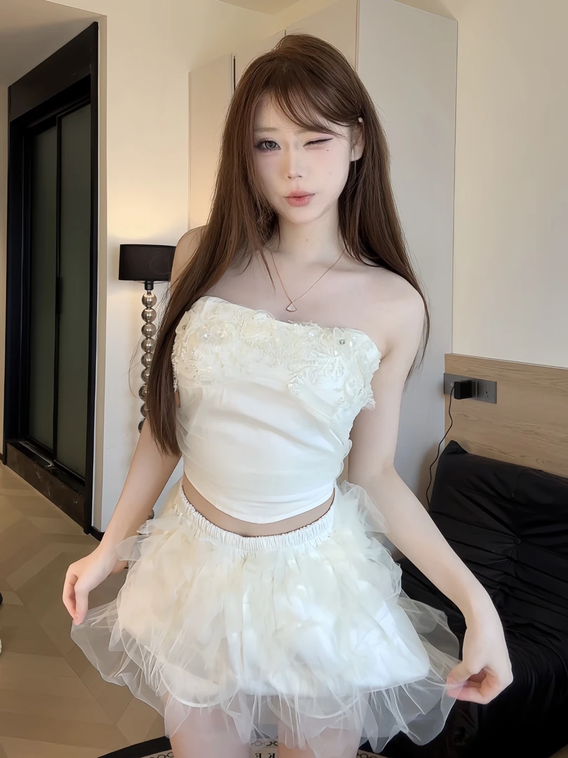 【CUTE专属】重工亮片拼接挂脖抹胸上衣➕网纱蛋糕裙气质仙气套装