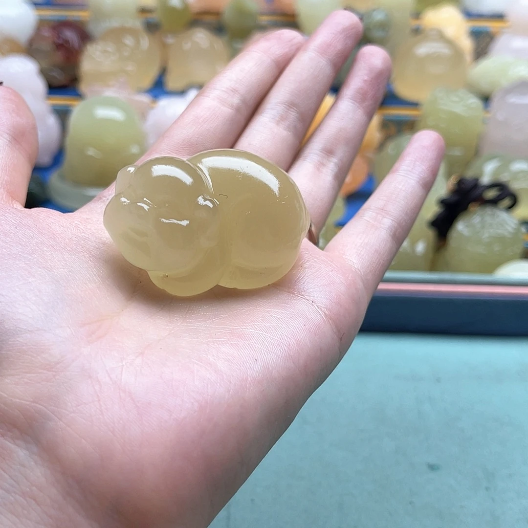 雨****新疆昆仑山脉山料