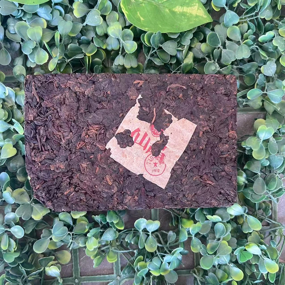 雨腾古茶 “301 N楼”天X 苑“六S 九H”菩提M树X浆250g/砖（6月15）