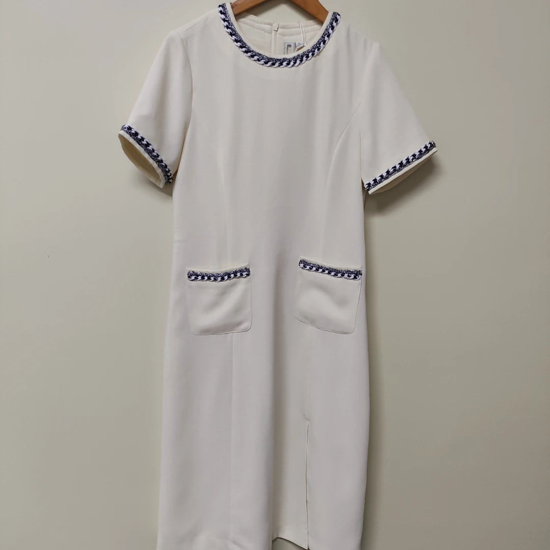 25年春季新款白色圆领连衣裙  (24L0702)【266】