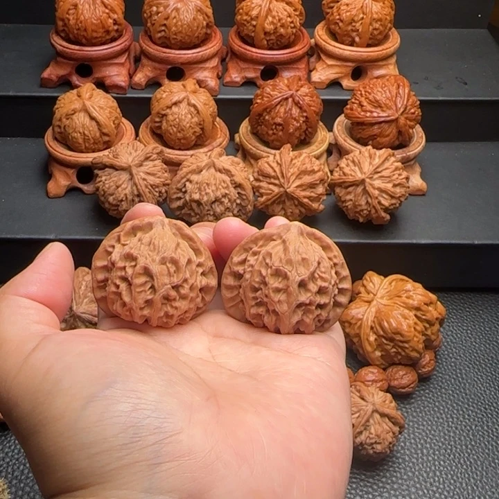 文玩核桃把件宫灯，全品无修精品配对