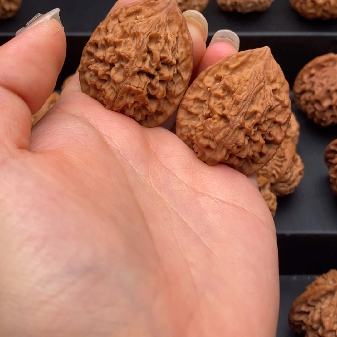 原***作文玩核桃吊坠秦岭鸡心有黄34