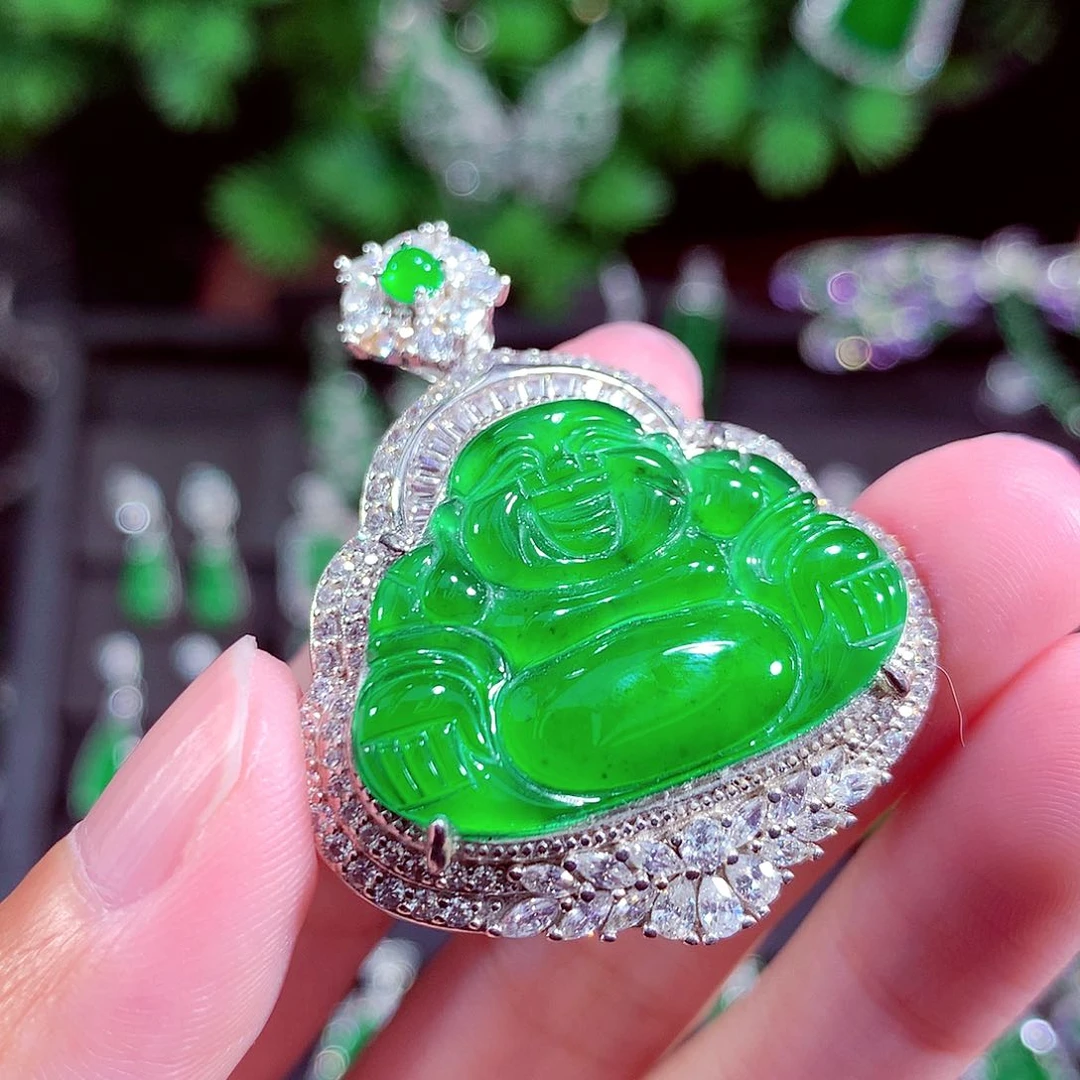 颈饰未镶嵌翡翠天然