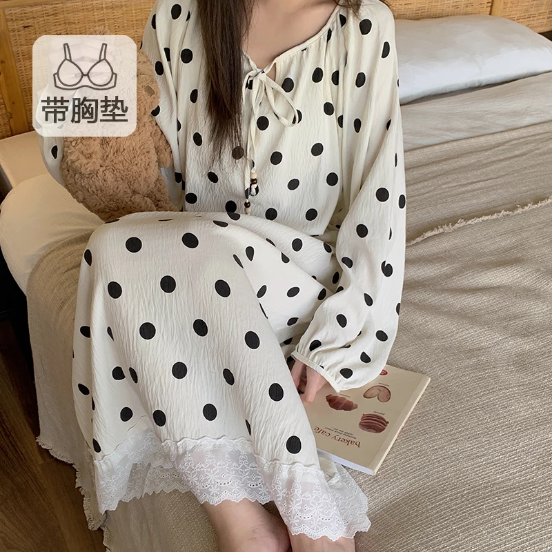 睡衣女款秋季带胸垫高级感波点长袖睡衣网红宽松女士家居服可外穿