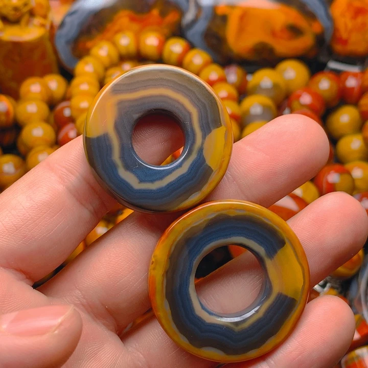 三***木玛瑙/玉髓未镶嵌项链