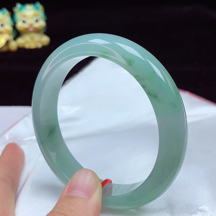 未镶嵌手镯翡翠58圈