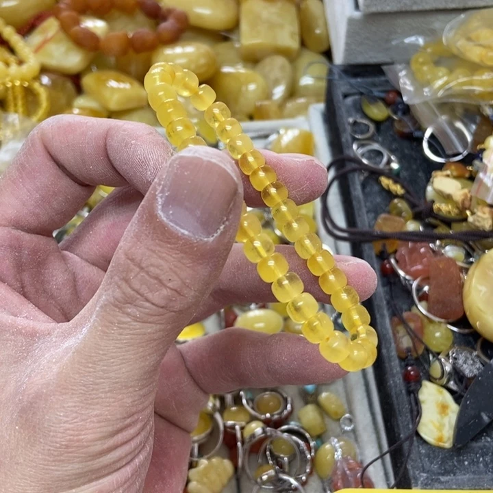 未镶嵌蜜蜡裸石多样性发货