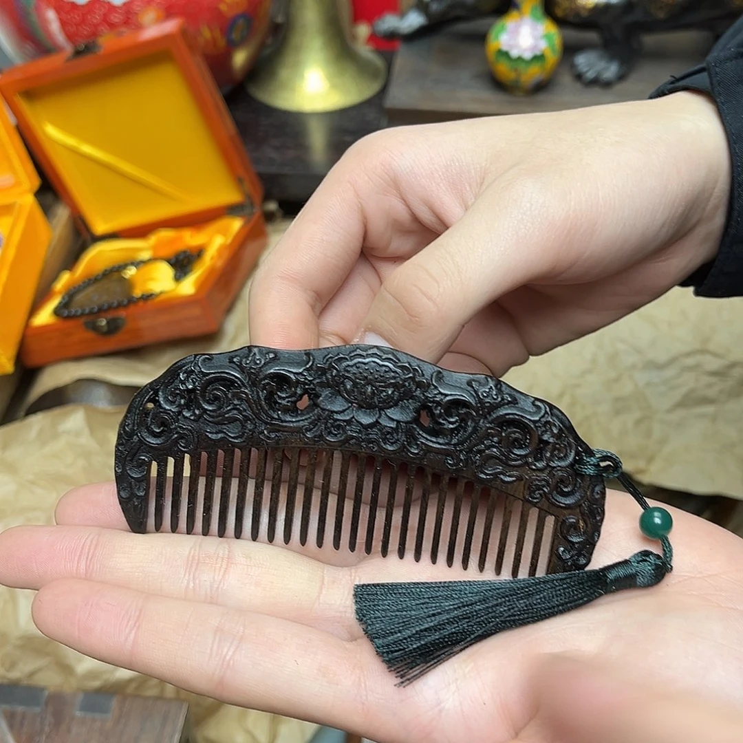 大叶紫檀（黑酸枝木类）