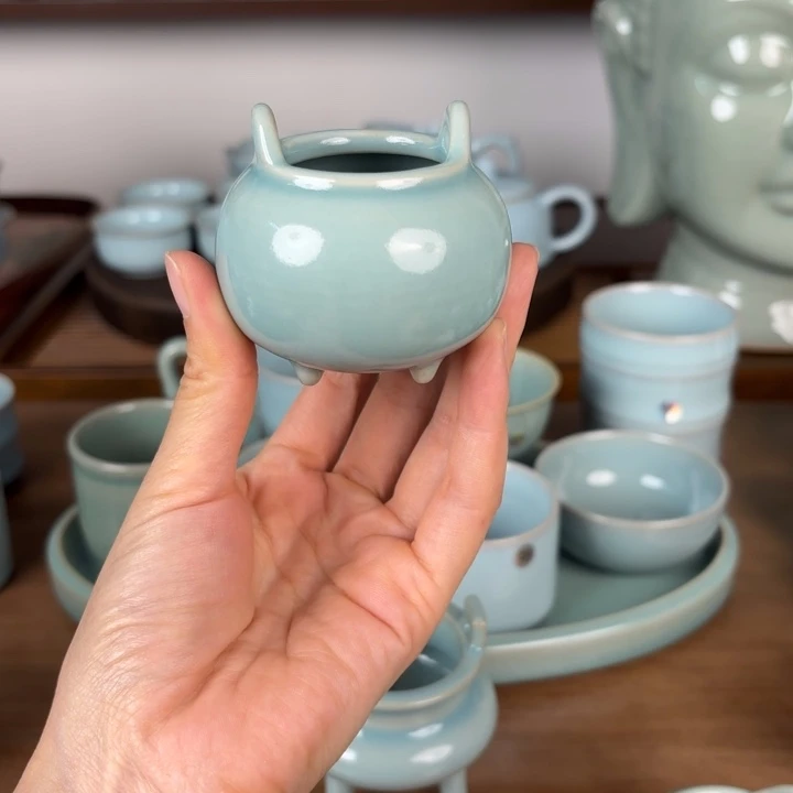 杯子仿古釉高款线香炉二级品