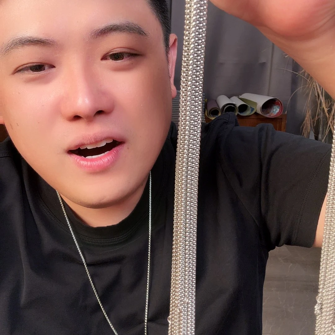吊坠发发发发发发发发发发发