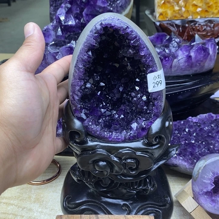 一***叶未镶嵌紫晶大型摆件（非配饰）