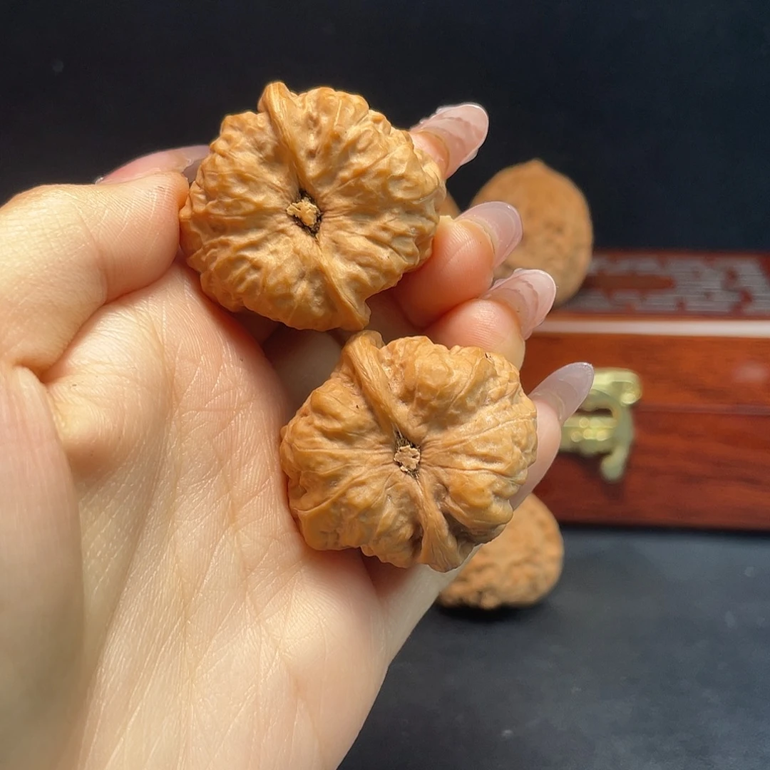 文玩核桃把件蛤蟆头33尺