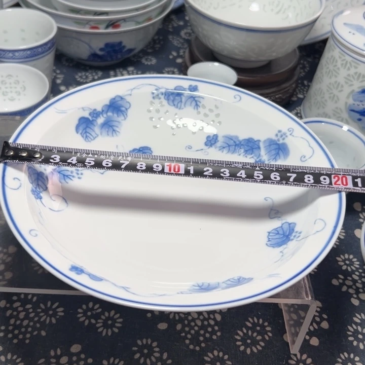 青花玲珑8寸葡萄盘子