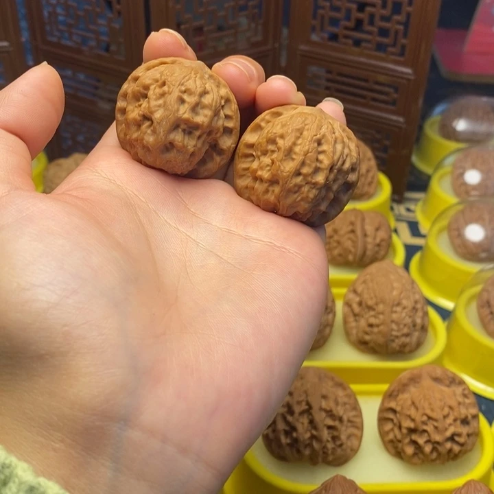 把件文玩核桃36野狼