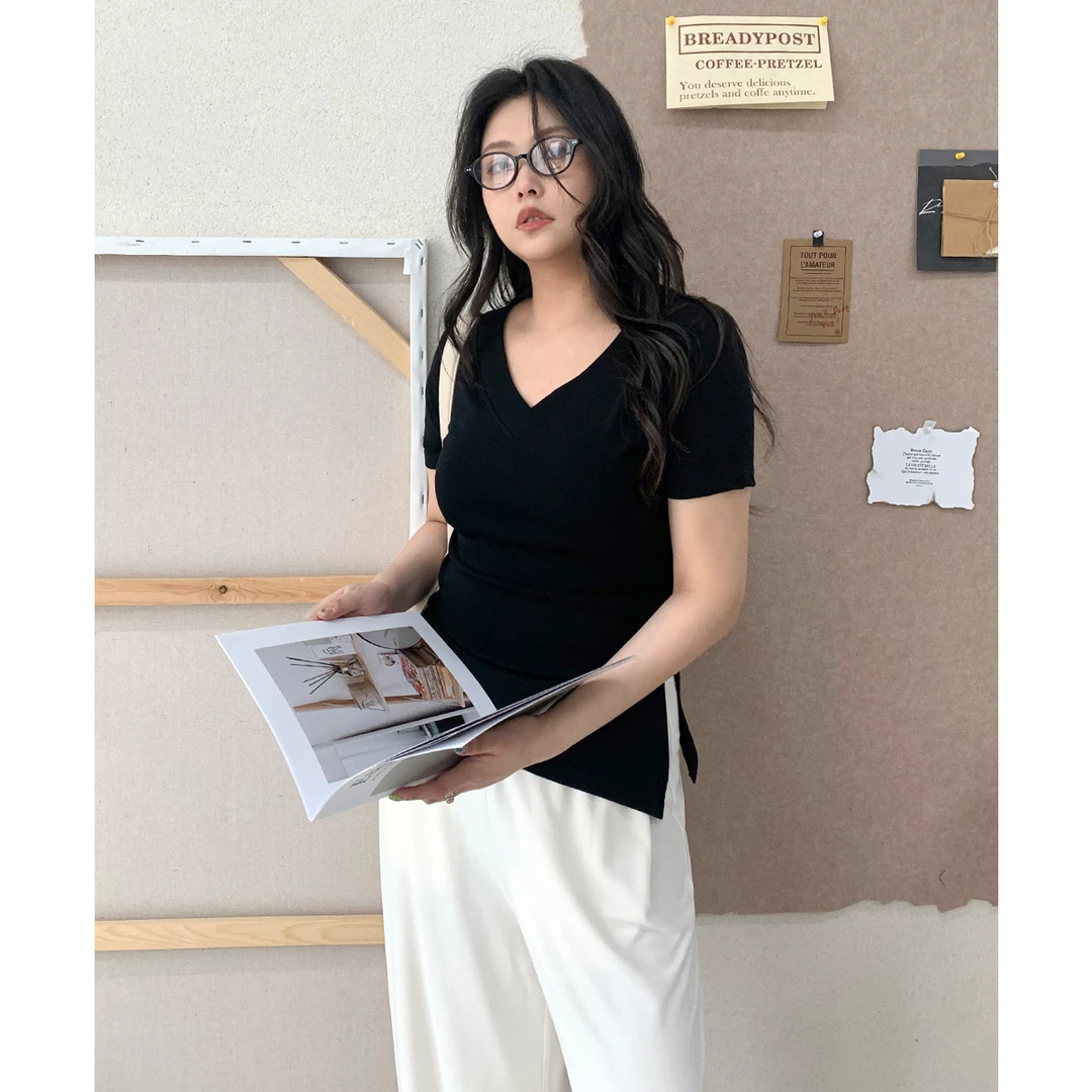 CV大码女装2025夏季新款时尚斜摆边抽褶V领短袖纯色T恤上衣女胖mm