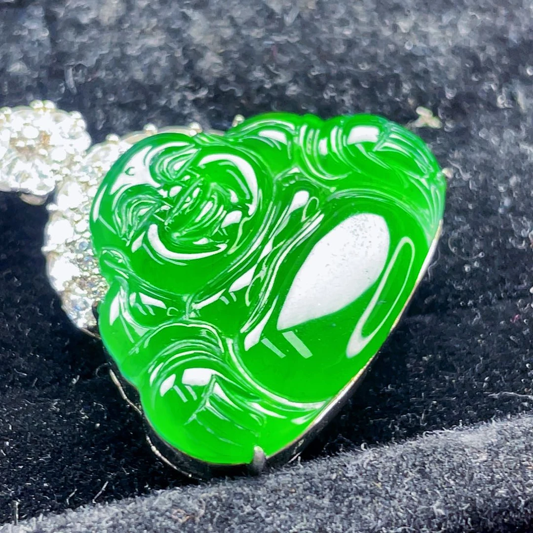 翡翠未镶嵌颈饰4，
