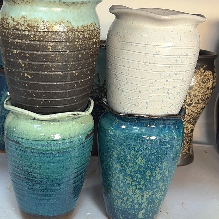 口13.5高21。颜色随机。。。。。。