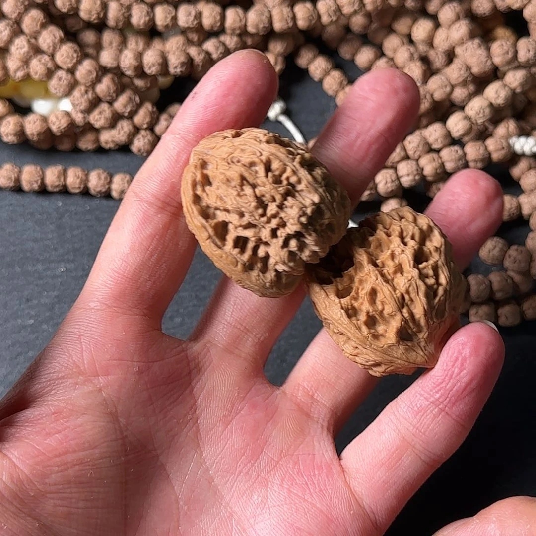 文玩核桃吊坠37号南疆