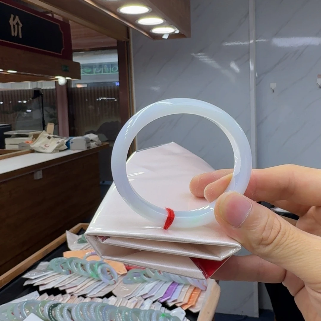 翡翠未镶嵌手镯纯天然缅甸翡翠A货