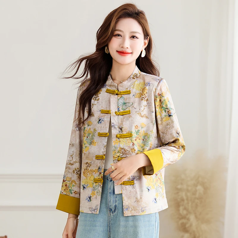 新中式国风减龄超火唐装外套女2025春秋新款爆款盘扣轻薄超火上衣