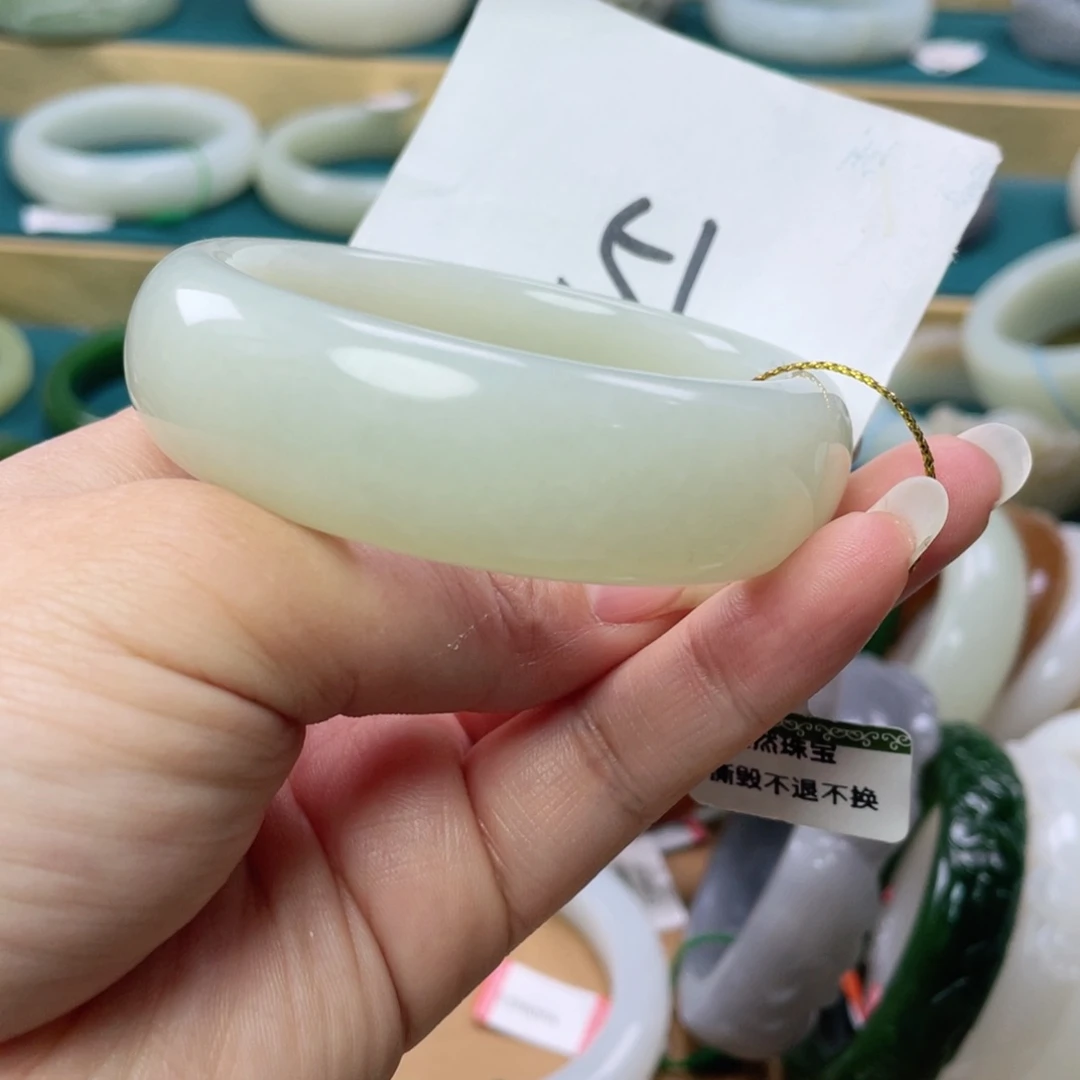 未镶嵌手镯和田玉圈口56