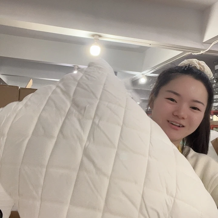 枕头哈哈哈哈32。