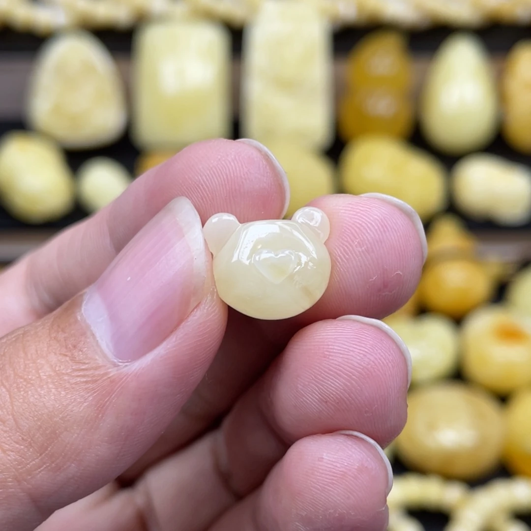 琥珀未镶嵌裸石琥珀蜜蜡