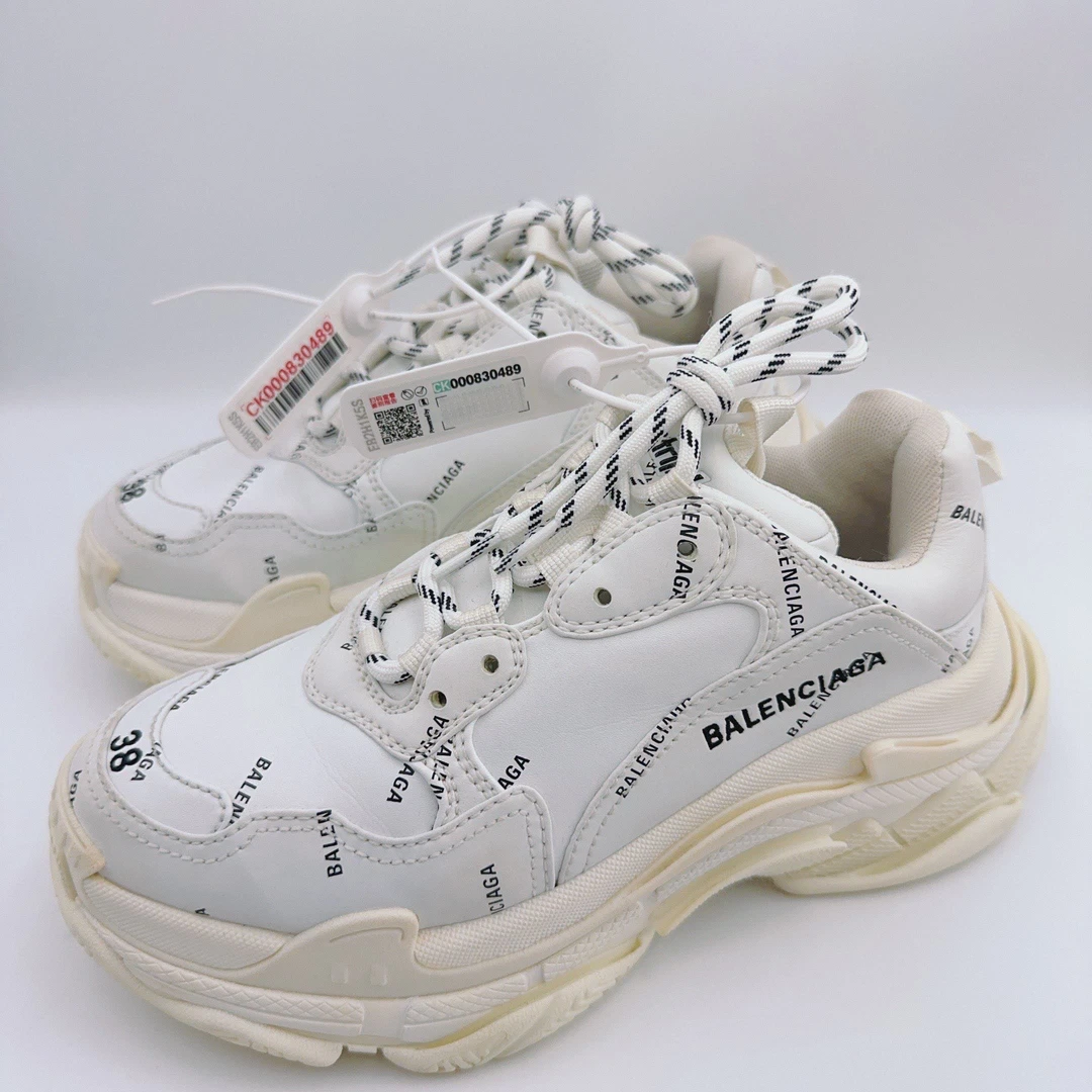 95新 Balenciaga/巴黎世家 38码/白色弹幕triples老爹鞋/01732