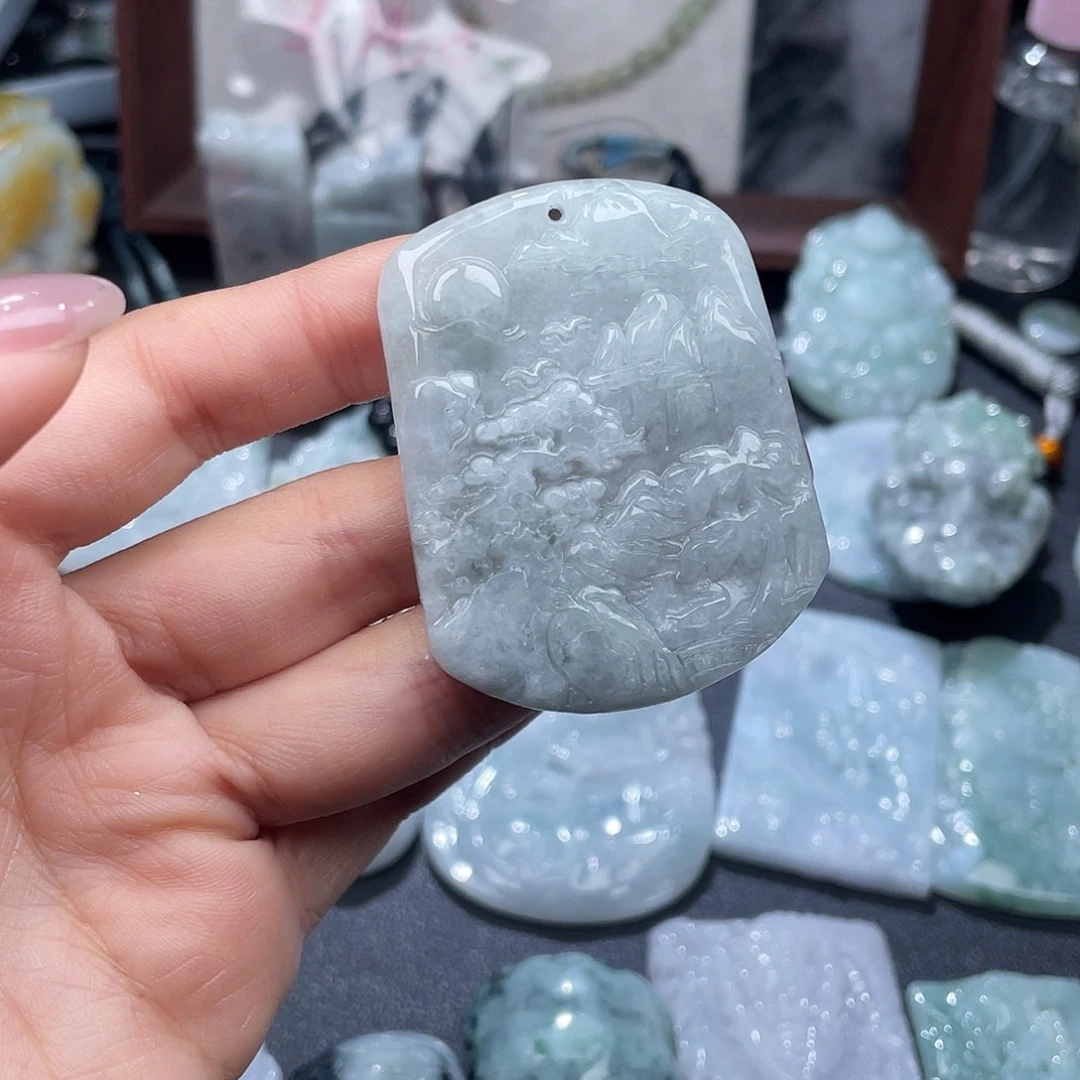 翡翠未镶嵌颈饰翡翠