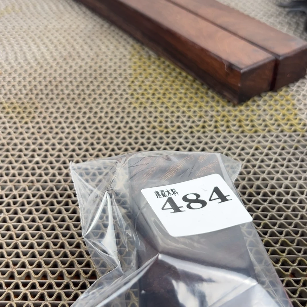 碎***花木木料一物一拍木料