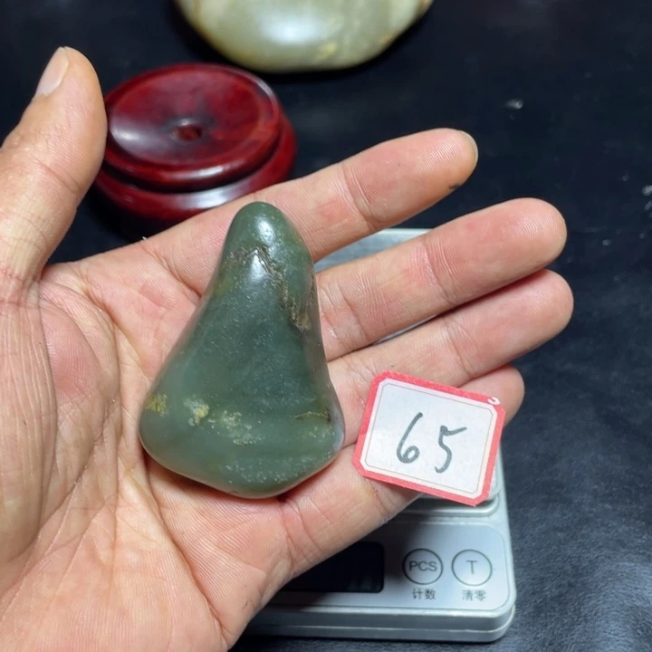 和田玉未镶嵌颈饰65