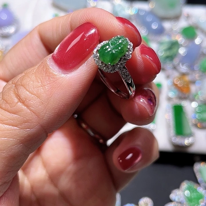 翡翠银S925镶嵌颈饰