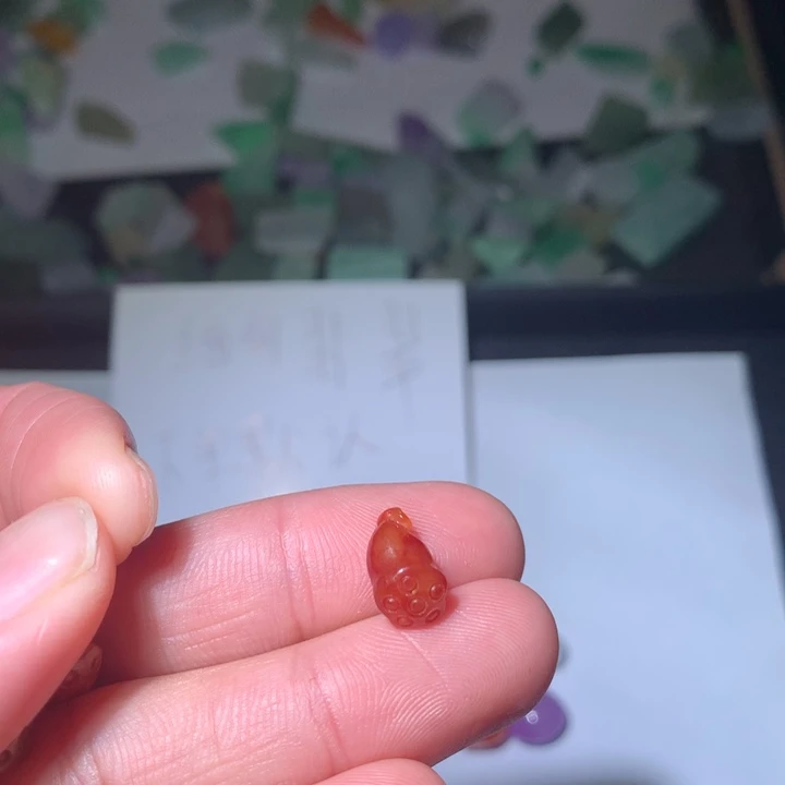 蓝***优翡翠未镶嵌颈饰挂件