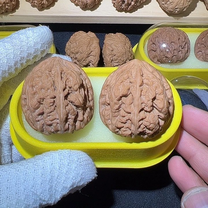 D***.文玩核桃吊坠毕业对粗筋三角