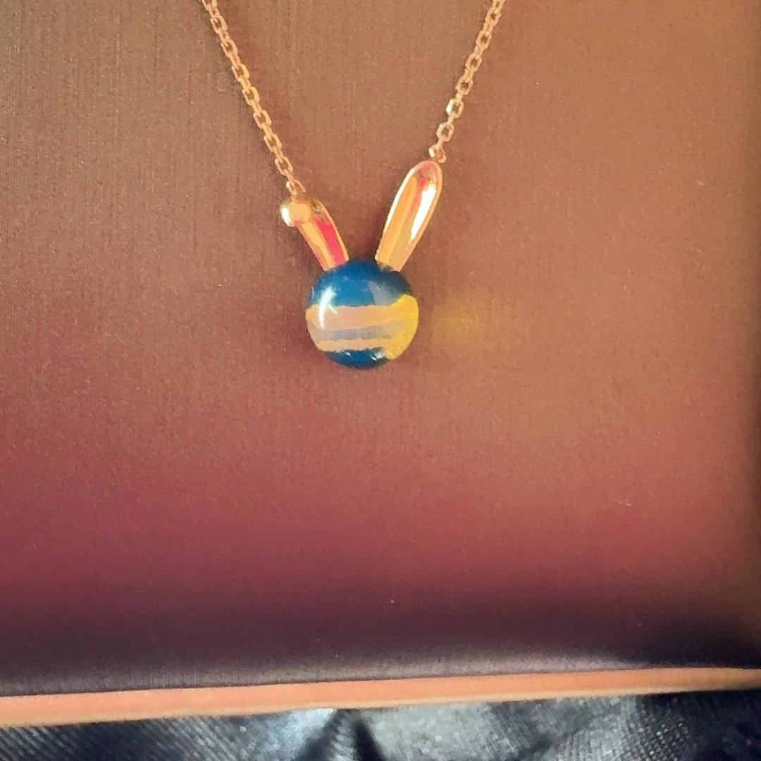 琥珀18K金镶嵌颈饰多米尼加