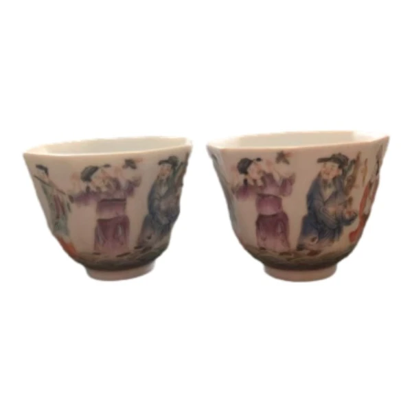 清 光绪 粉彩 人物八方对杯2222