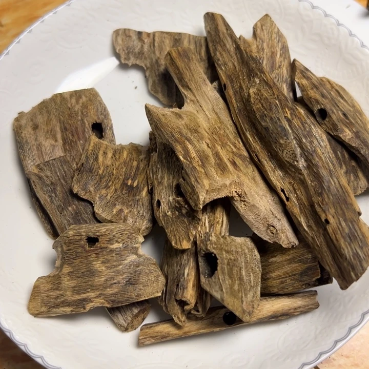 沉香沉香碎屑130克乌身原材料